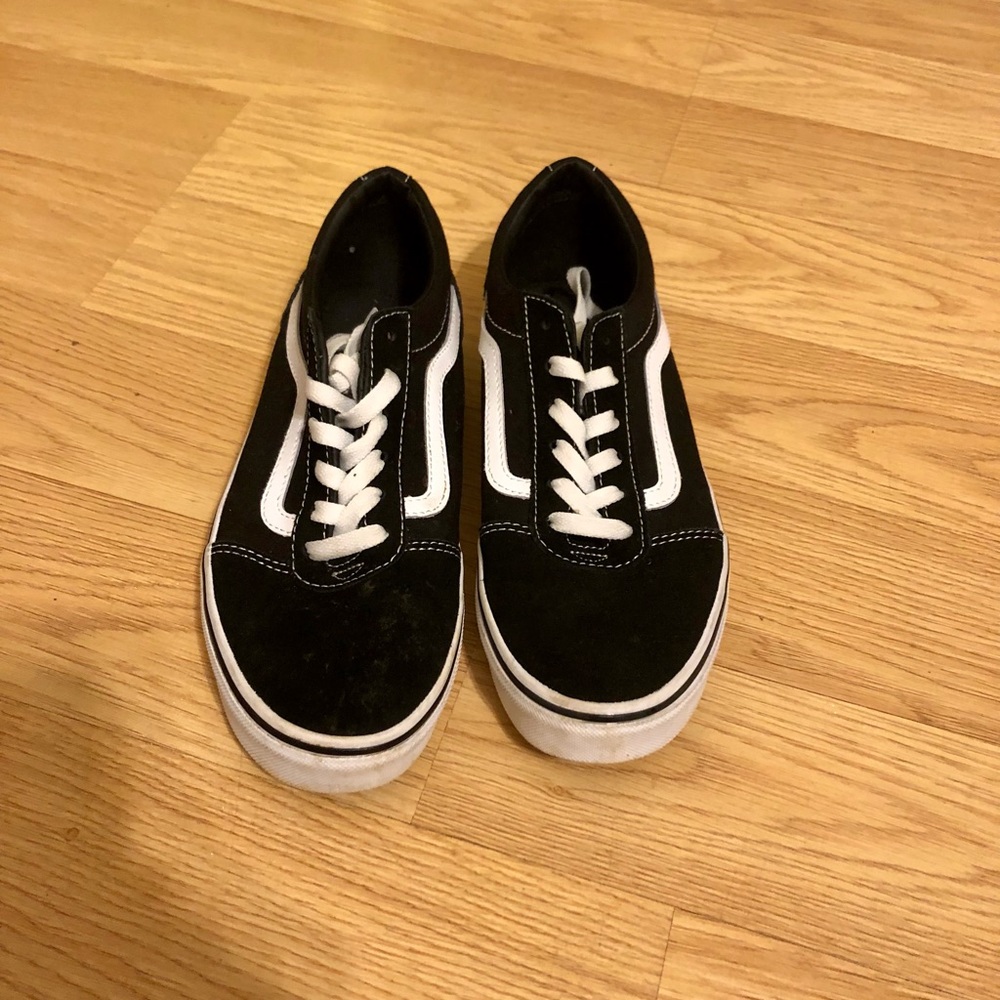 Size 6.5 youth (fit adult 7.5) Black Vans (suede)
